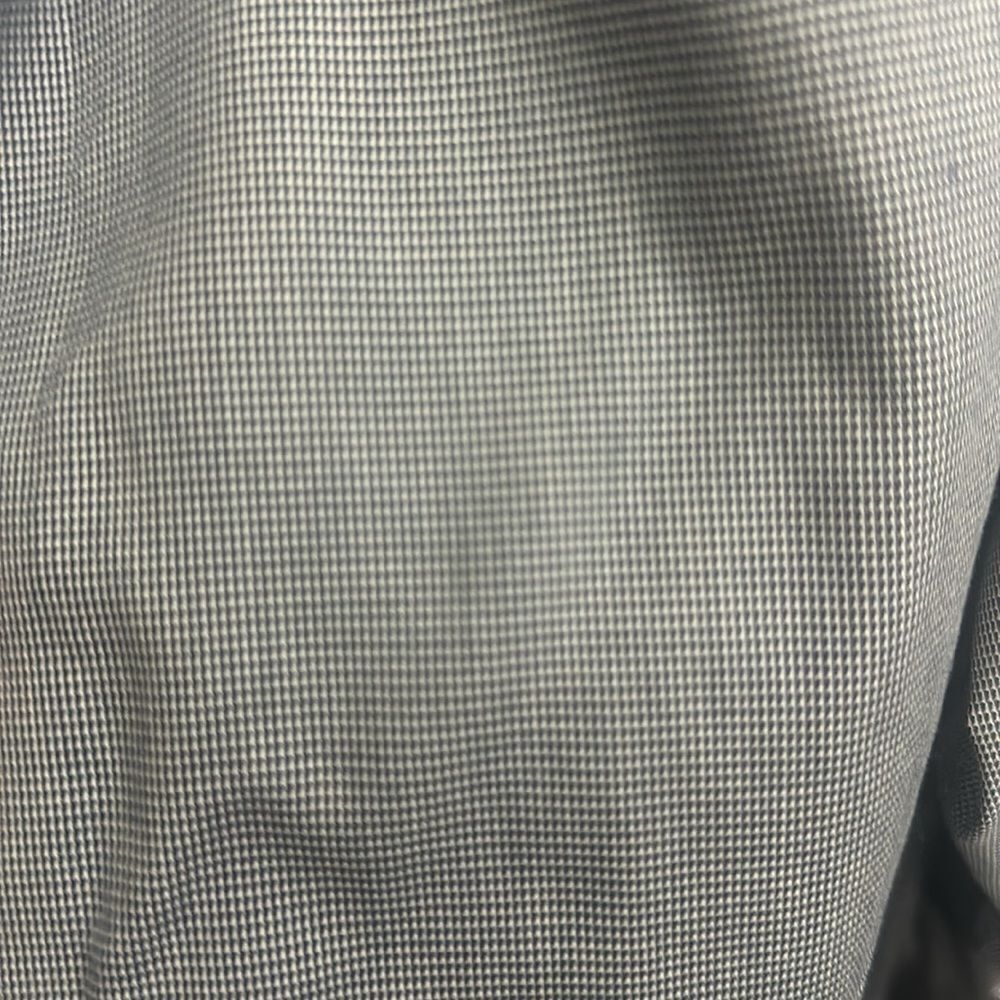 Calvin Klein men’s button up shirt size 16 1/2 32/33 - Picture 3 of 3